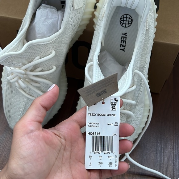 Yeezy v2 350 Bone - Picture 4 of 6
